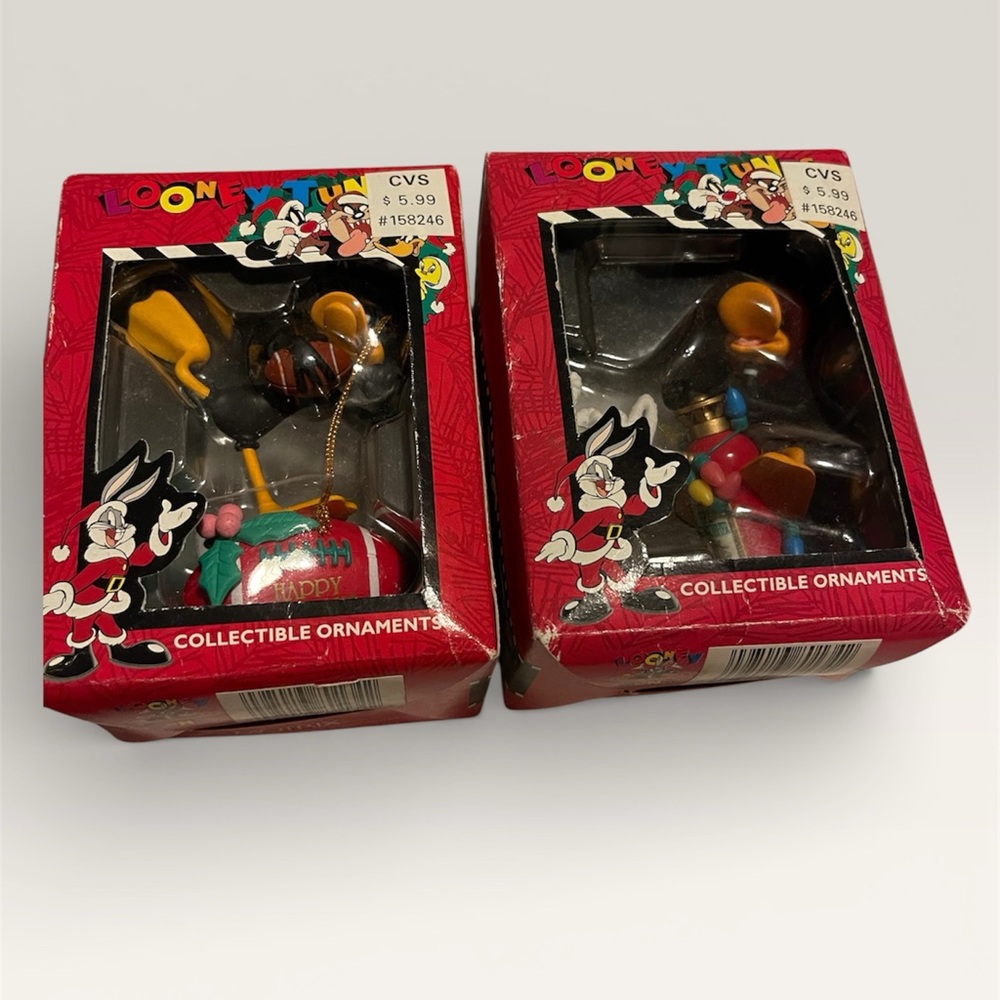 Warner Bros. Matrix Looney Toon Daffy Duck Ornaments 1996